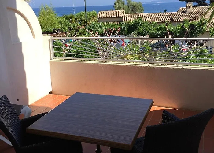Hôtel Beau Soleil Le Lavandou
