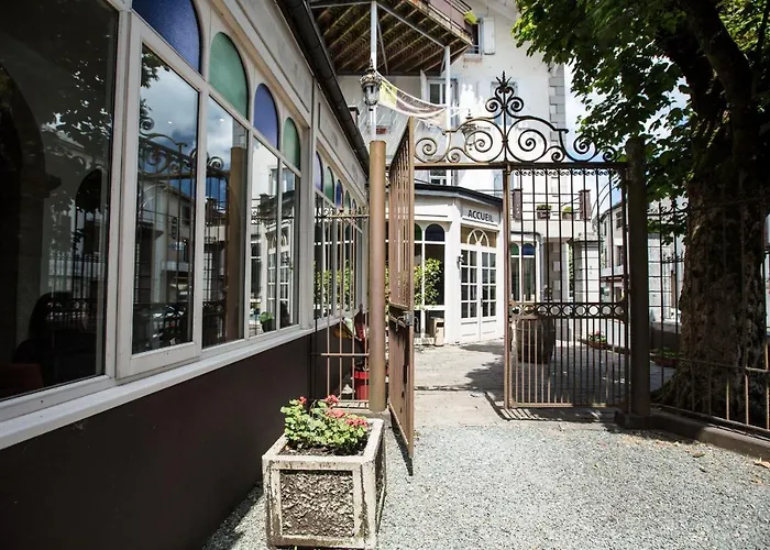 Hotel Au Pavillon du Frêne à Lacaune