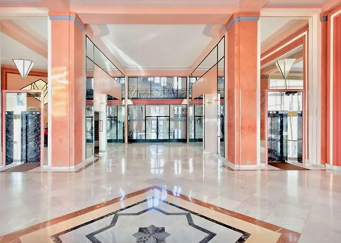 Boutique Studio Cannes Croisette