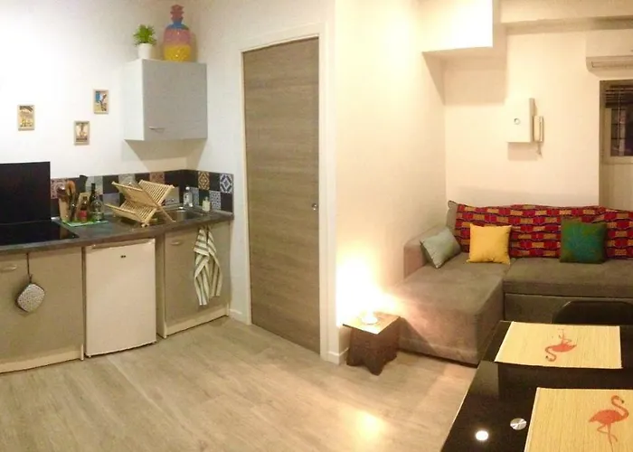 2 Pieces Au Coeur Du Quartier Branche Du Port Apartamento Nice
