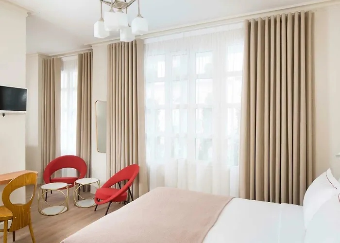 Hotel Celeste Batignolles Montmartre París